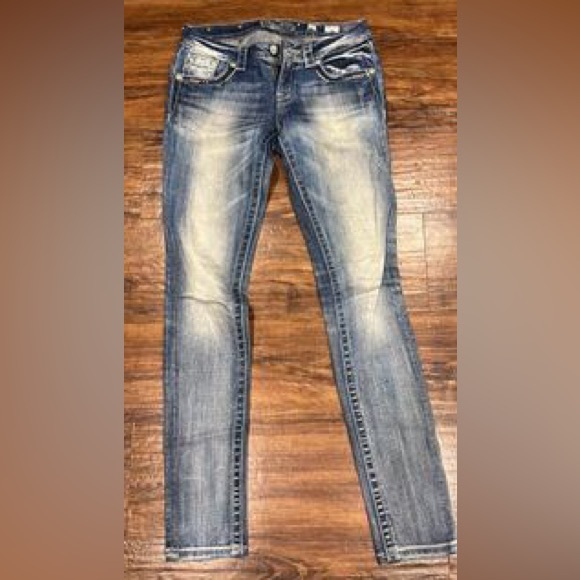 Miss Me embellished jeans size 27 - Picture 2 of 4